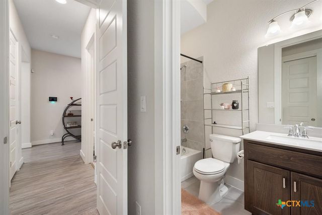 216 Emerald Garden Road, San Marcos, TX 78666