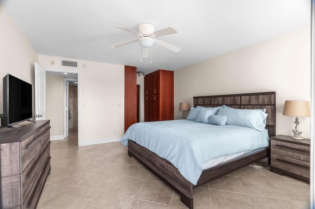 950 Ponce De Leon Road 4030, Boca Raton, FL 33432