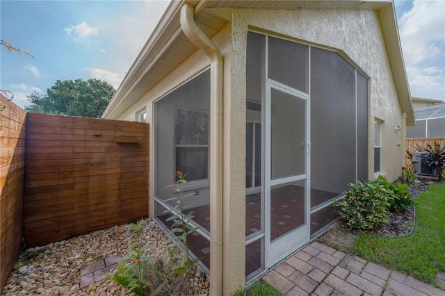 10248 WOODFORD BRIDGE STREET, Tampa, FL 33626