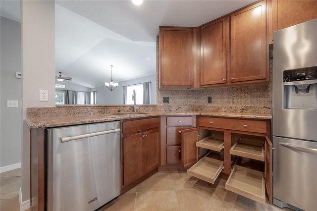 10248 WOODFORD BRIDGE STREET, Tampa, FL 33626