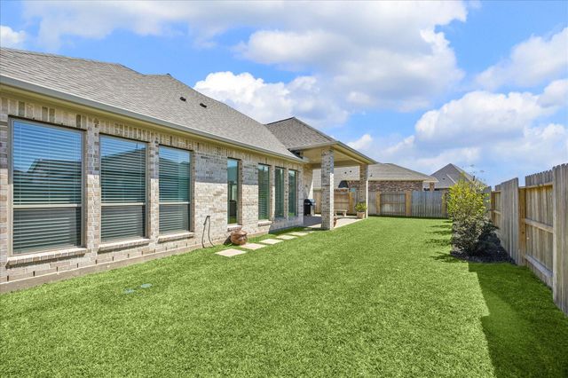 20615 Strider Gate Lane, Tomball, TX 77377