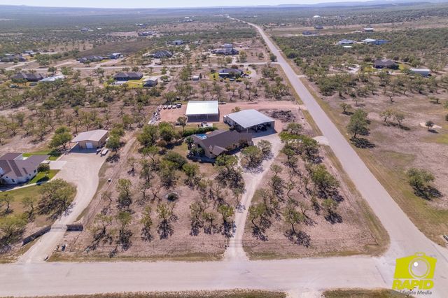 2111 Copper Rock Road, San Angelo, TX 76904