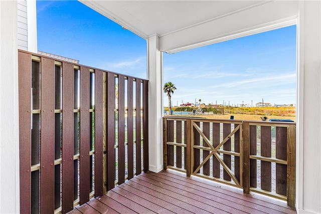 14814 Whitecap Blvd, Corpus Christi, TX 78418