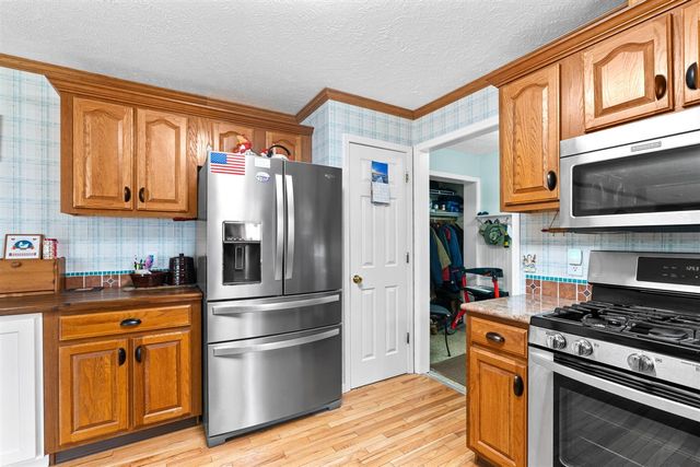 360 Chatterson Road, Muskegon, MI 49442