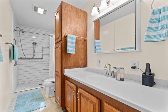 360 Chatterson Road, Muskegon, MI 49442