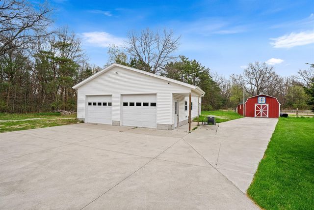 360 Chatterson Road, Muskegon, MI 49442