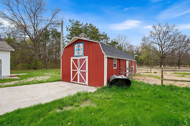 360 Chatterson Road, Muskegon, MI 49442