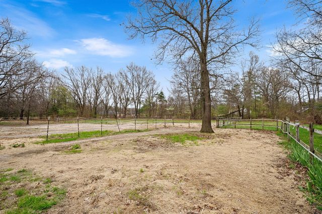360 Chatterson Road, Muskegon, MI 49442