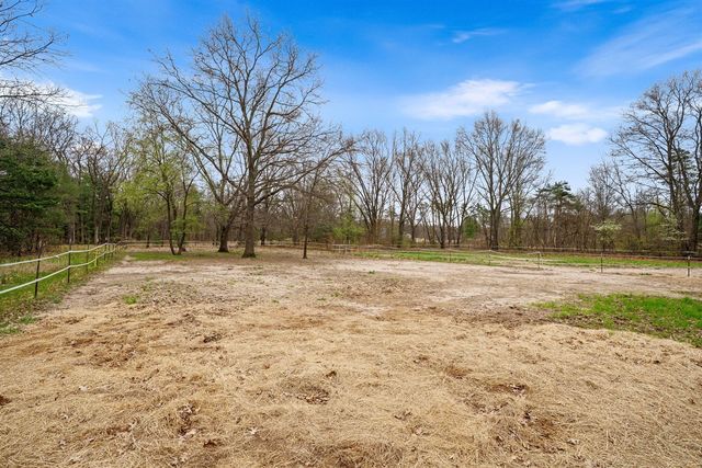 360 Chatterson Road, Muskegon, MI 49442