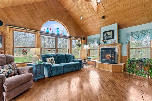 360 Chatterson Road, Muskegon, MI 49442