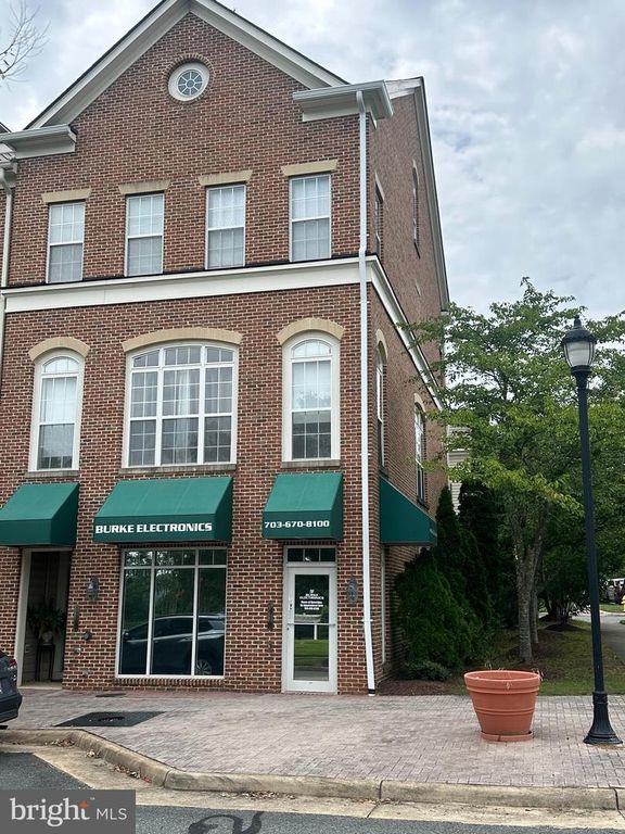 12780 MARBLESTONE DR, Woodbridge, VA 22192