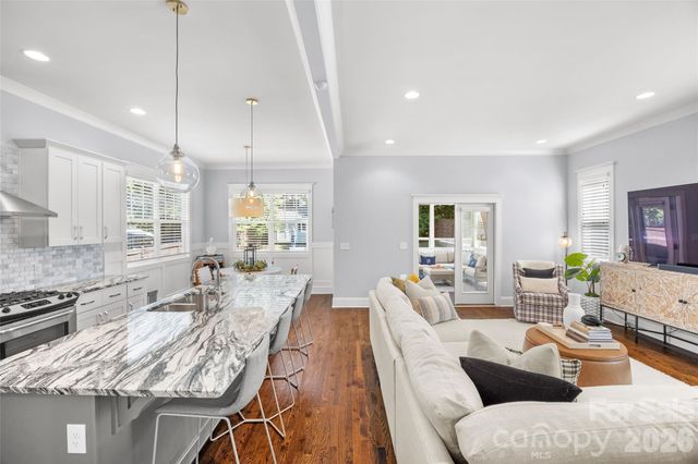 1421 Downs Avenue, Charlotte, NC 28205