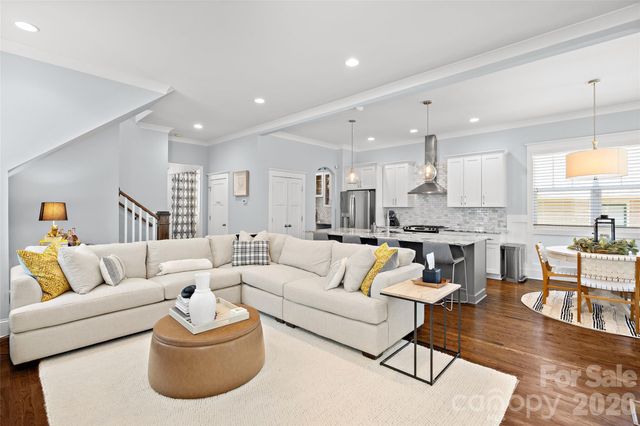 1421 Downs Avenue, Charlotte, NC 28205