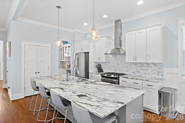 1421 Downs Avenue, Charlotte, NC 28205