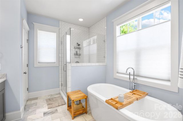 1421 Downs Avenue, Charlotte, NC 28205
