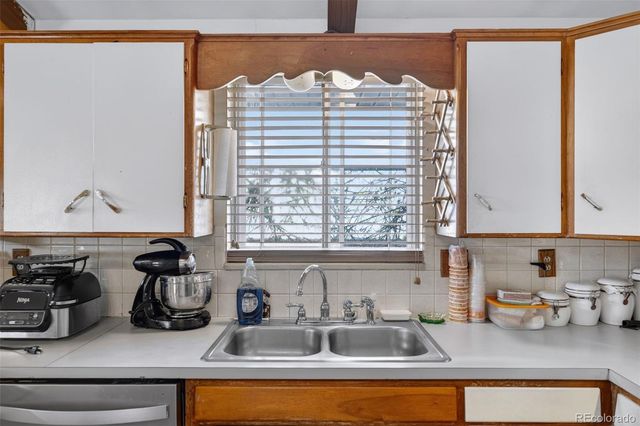 1337 Sharpe Place, Longmont, CO 80501