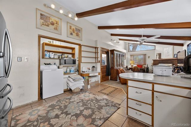 1337 Sharpe Place, Longmont, CO 80501