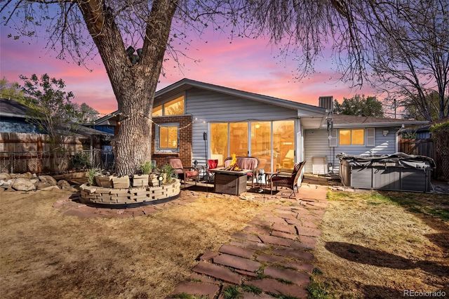 1337 Sharpe Place, Longmont, CO 80501