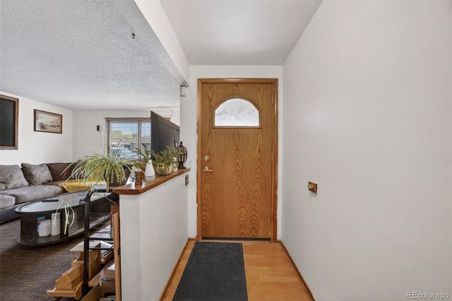 1337 Sharpe Place, Longmont, CO 80501