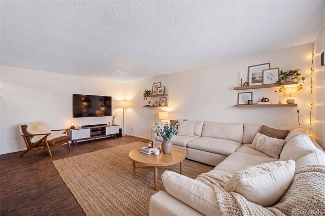 1337 Sharpe Place, Longmont, CO 80501