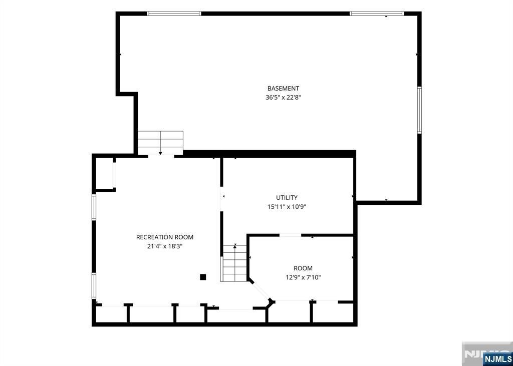 135 Rector Court, Bergenfield, NJ 07621