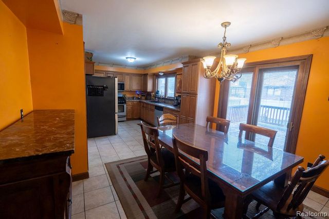 19495 Wherle Drive, Riverview, MI 48193