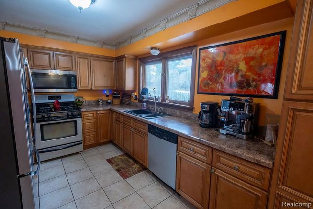 19495 Wherle Drive, Riverview, MI 48193