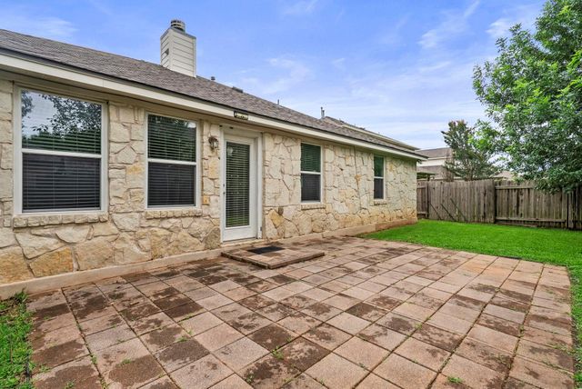 9424 Castle Pines DR, Austin, TX 78717