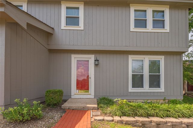 8128 Rollingwood Way, West Chester, OH 45069