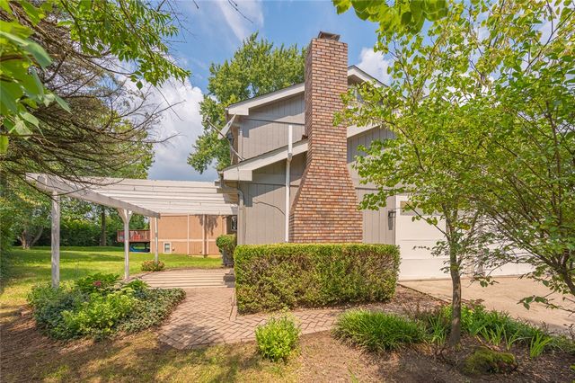 8128 Rollingwood Way, West Chester, OH 45069