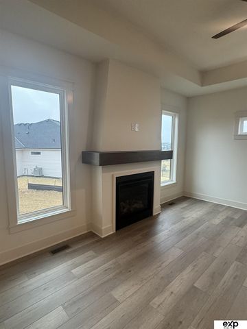 10212 S 180th Avenue Circle, Omaha, NE 68136