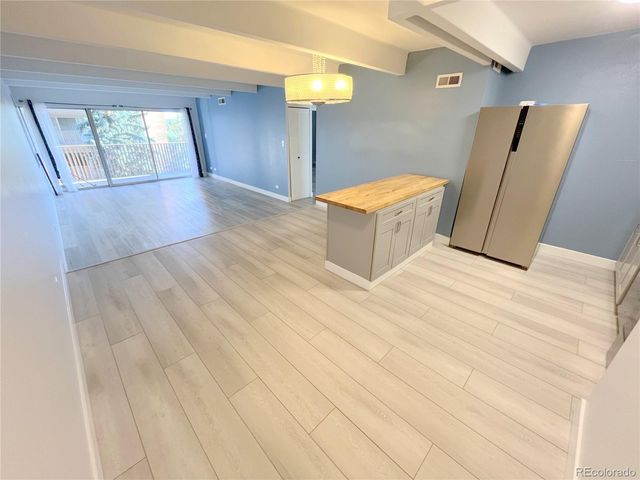 8060 E Girard Avenue 601, Denver, CO 80231