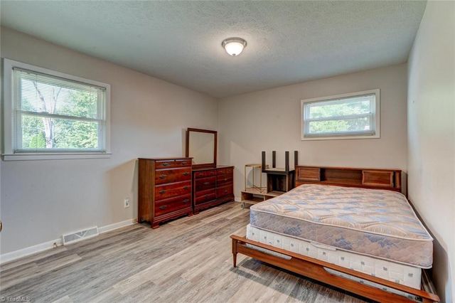 1613 Courtland Avenue, Reidsville, NC 27320