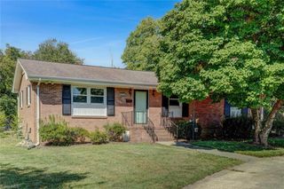 1613 Courtland Avenue, Reidsville, NC 27320