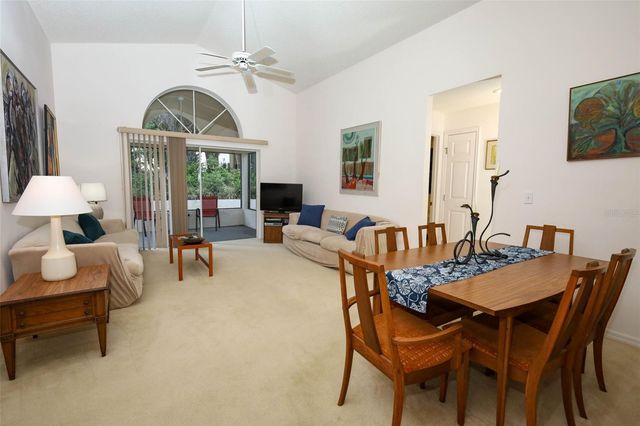 1029 E PEBBLE BEACH CIRCLE, Winter Springs, FL 32708