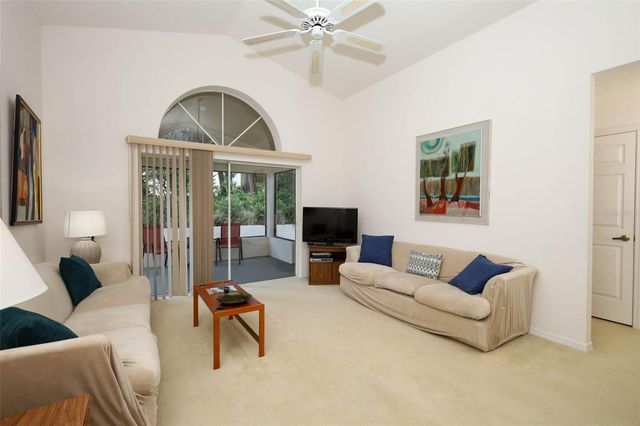 1029 E PEBBLE BEACH CIRCLE, Winter Springs, FL 32708