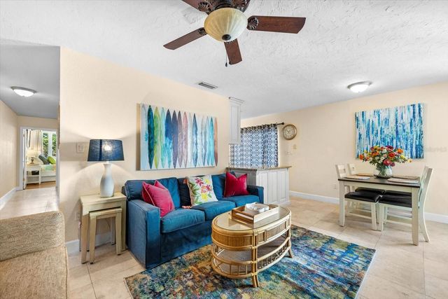 6451 ELMWOOD AVENUE H, Sarasota, FL 34231