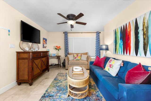 6451 ELMWOOD AVENUE H, Sarasota, FL 34231