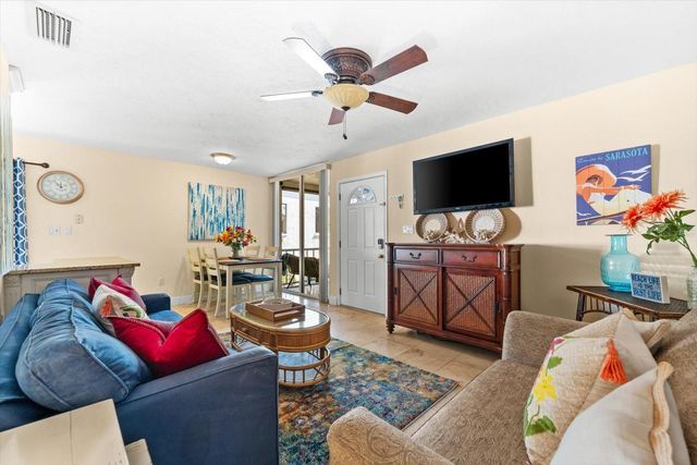 6451 ELMWOOD AVENUE H, Sarasota, FL 34231