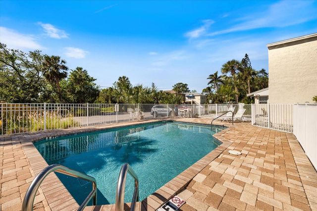 6451 ELMWOOD AVENUE H, Sarasota, FL 34231