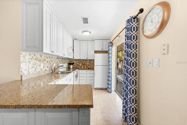 6451 ELMWOOD AVENUE H, Sarasota, FL 34231