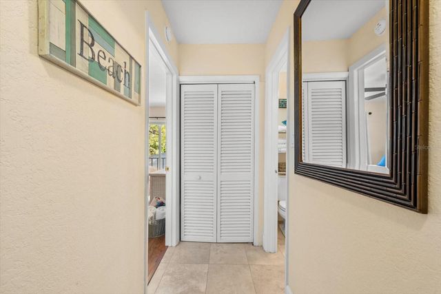 6451 ELMWOOD AVENUE H, Sarasota, FL 34231