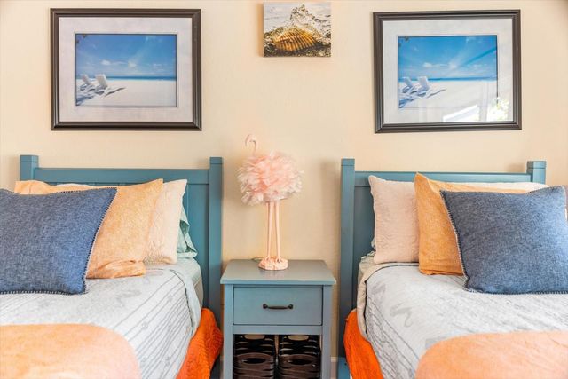 6451 ELMWOOD AVENUE H, Sarasota, FL 34231