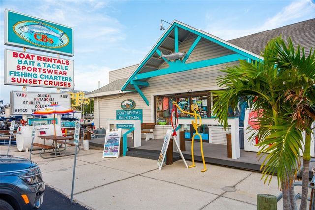 6451 ELMWOOD AVENUE H, Sarasota, FL 34231