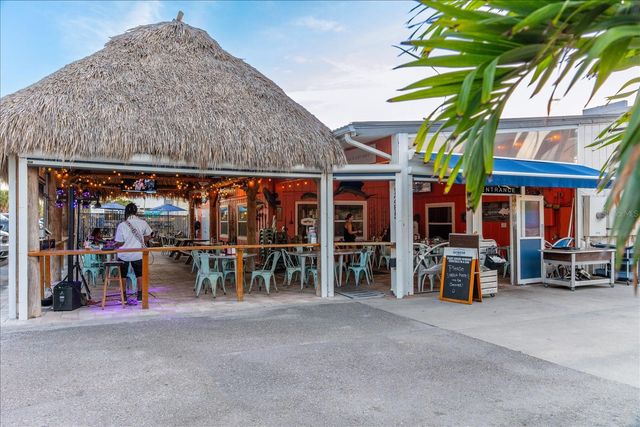 6451 ELMWOOD AVENUE H, Sarasota, FL 34231