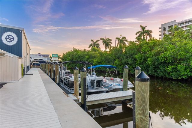 6451 ELMWOOD AVENUE H, Sarasota, FL 34231