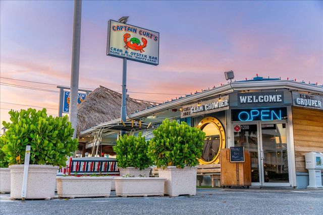 6451 ELMWOOD AVENUE H, Sarasota, FL 34231