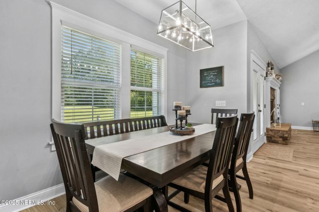 85456 N HARTS Road, Yulee, FL 32097