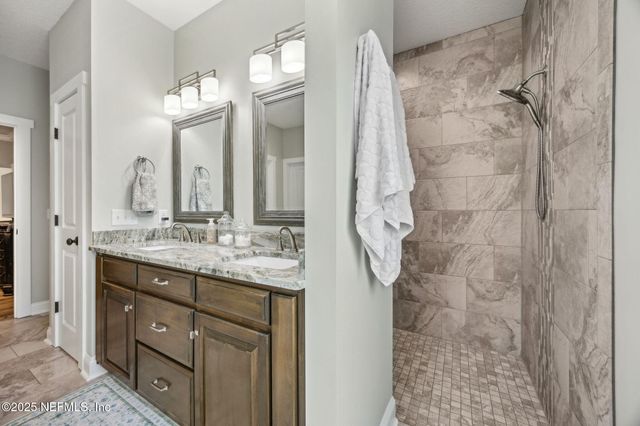 85456 N HARTS Road, Yulee, FL 32097