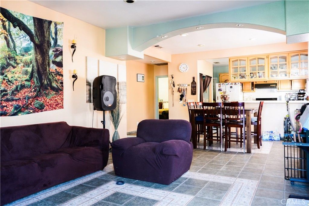 649 S Vancouver Avenue, Los Angeles, CA 90022 — photo 4